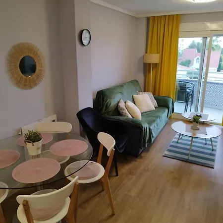 Апартаменты Sunrise Parrot Oasis