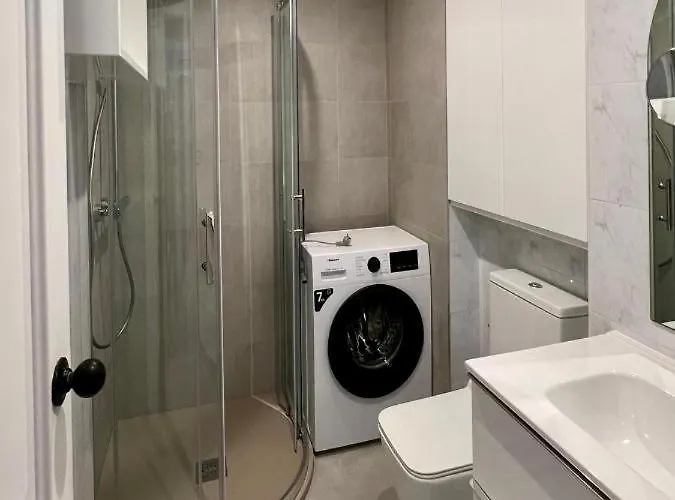 Sunrise Parrot Oasis *